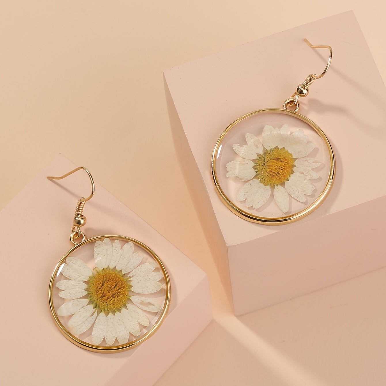 Nickle-Free Copper Dangle Earrings - Nooxian Elegant White Chrysanthemum - Boho Vacation Style with Golden-Tone Finish, Perfect for Everyday & Getaways -