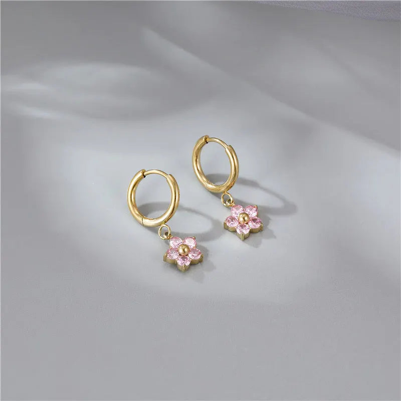 Small Fresh Delicate Diamond Flower Earrings -