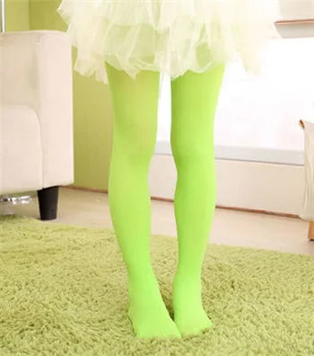 Help your little dancer shine on stage with these ballet dance pantyhose for children—designed for comfort and flexibility for their performances. -
