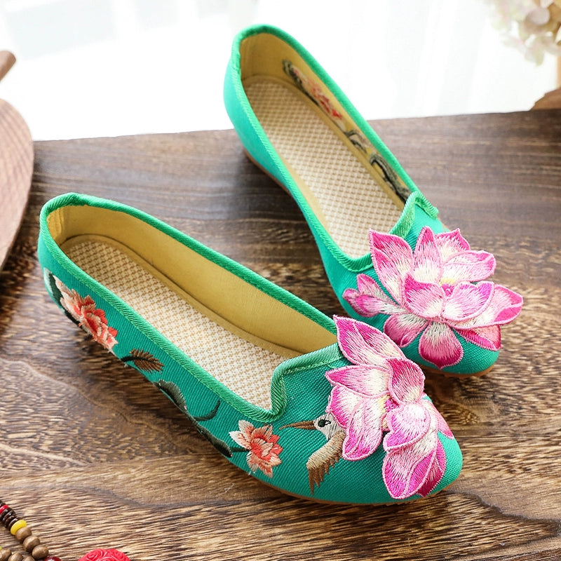 One Pedal Stereo Retro Inner Height Increase Embroidered Cotton Shoes -