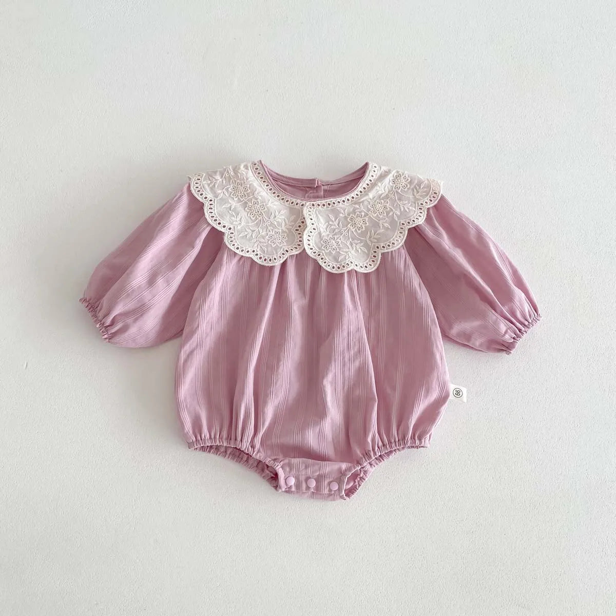 Dress your newborn in adorable style with this fashionable lace baby romper bodysuit—soft, comfy, and perfect for special moments! -