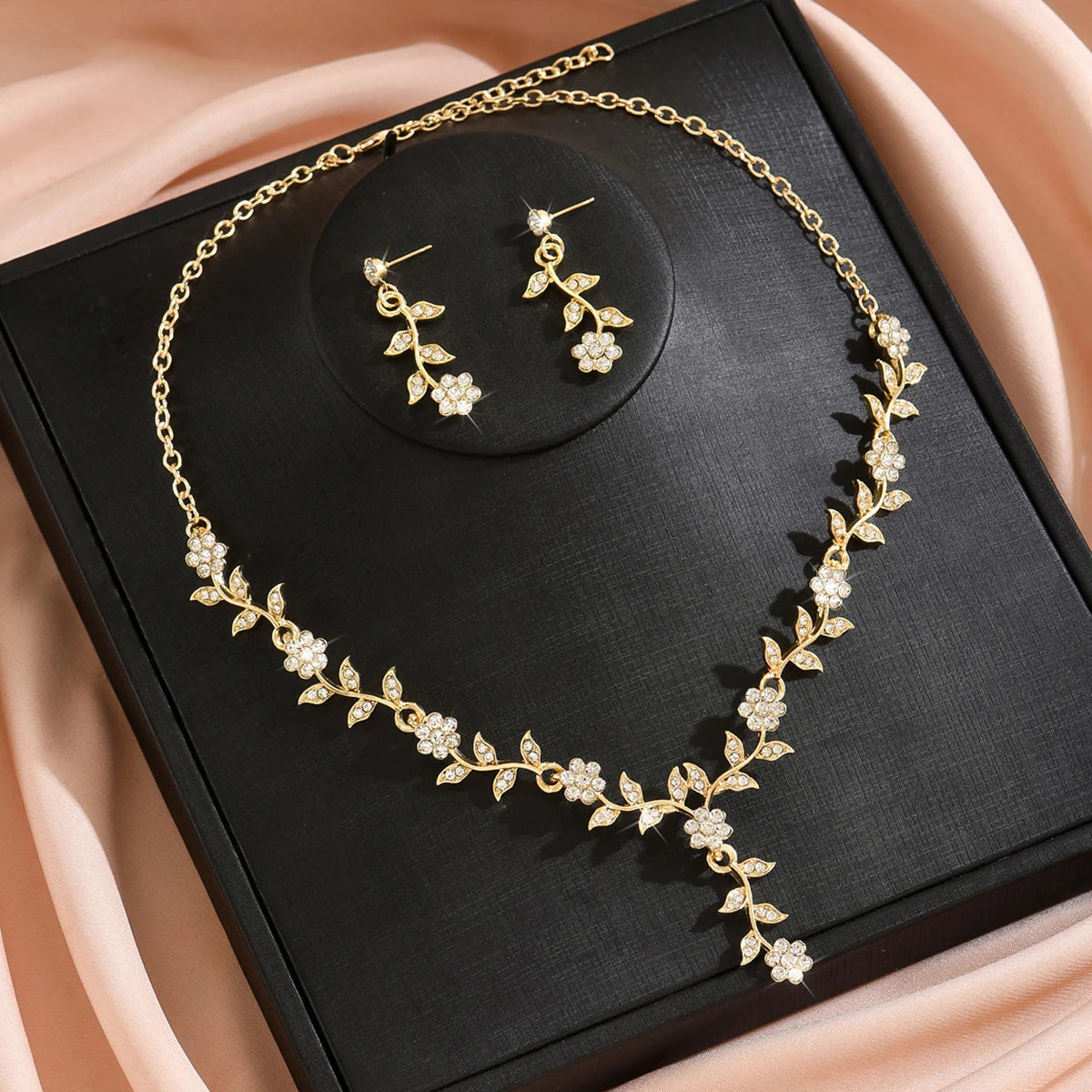 3PC Flower Necklace Earrings Jewelry Set -