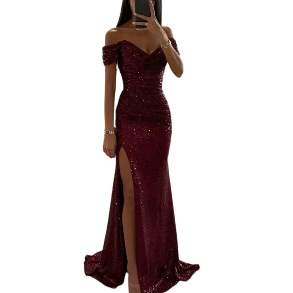 Dazzle in style with this sequin pleated maxi dress featuring short sleeves and a waist-tight silhouette—perfect for showcasing sophistication and glamour! -