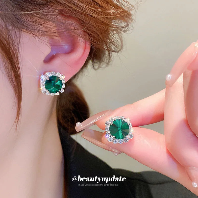 Green Necklace & Stud Earrings -