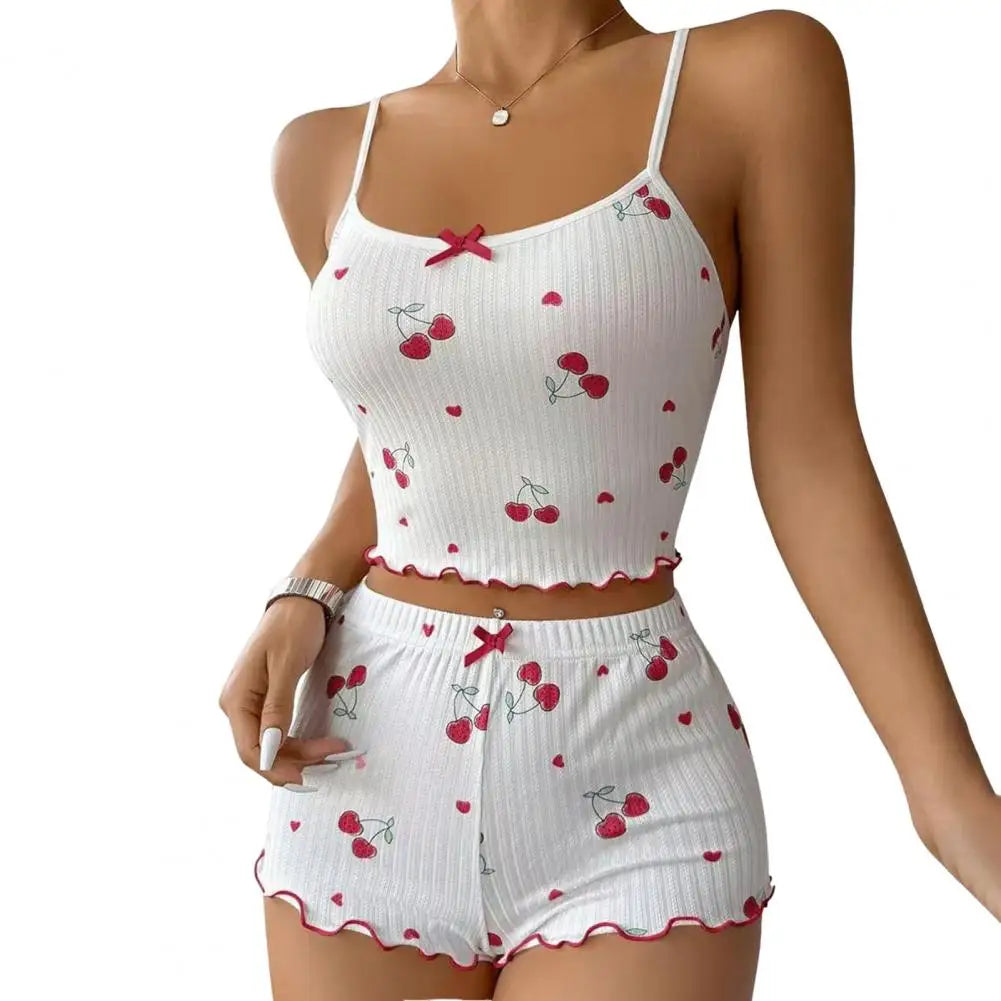 Stay comfortable and fashionable with this women's vest and shorts pajama suit—perfect for lounging or a cozy night's sleep in style! -