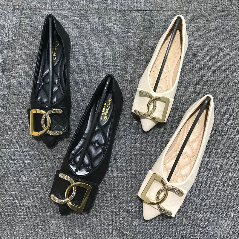 Pointed Flat Loafers -