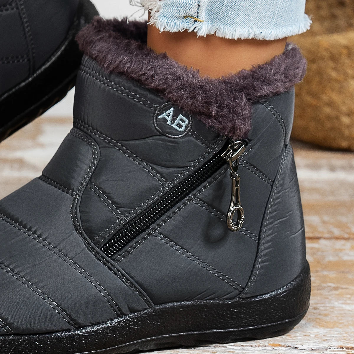 Women's casual sports shoes, mid-calf thick plush waterproof cotton boots, outer zipper cotton boots -