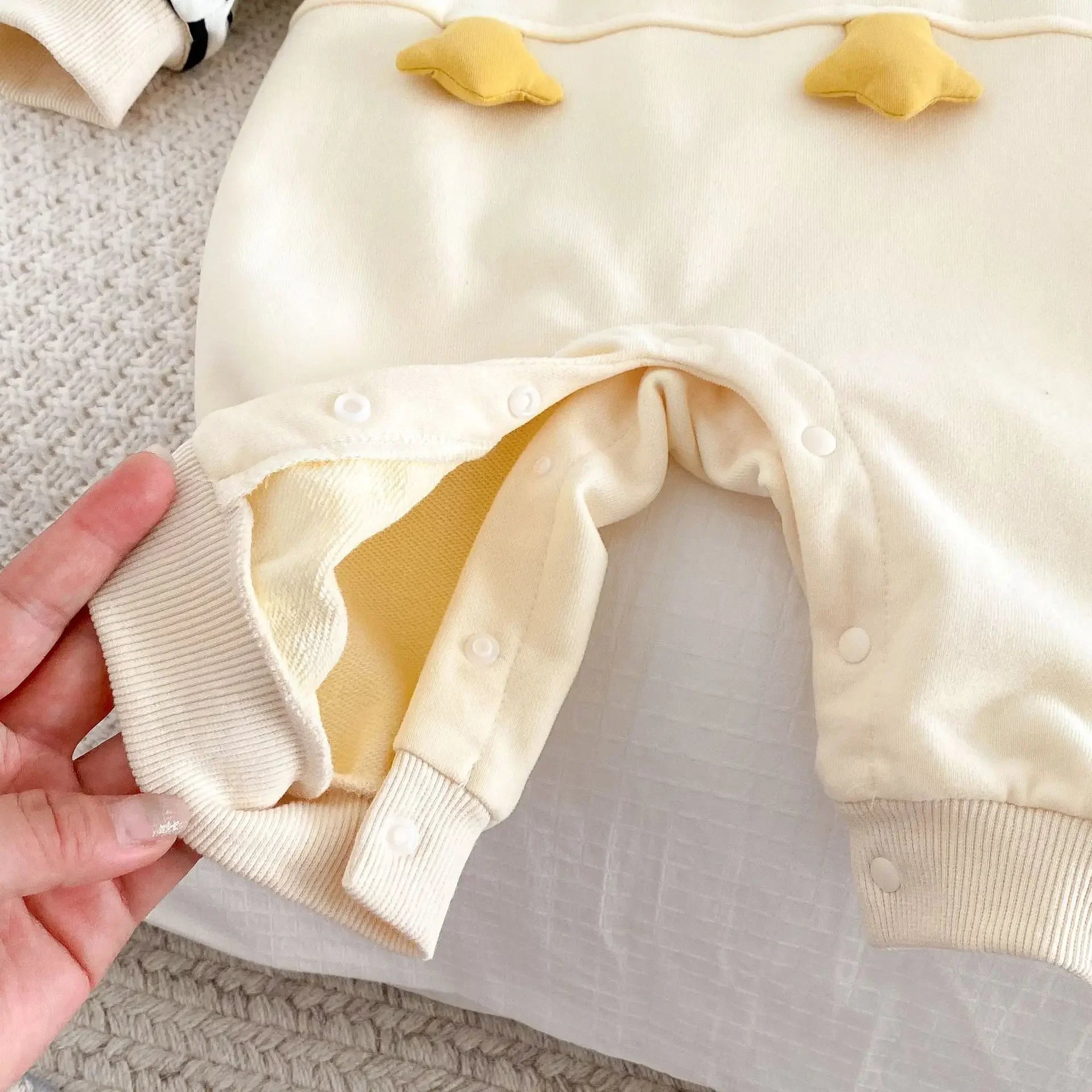 Keep your little one comfy and adorable with these baby rompers—cute jumpsuits perfect for babies aged 0-2 years! -