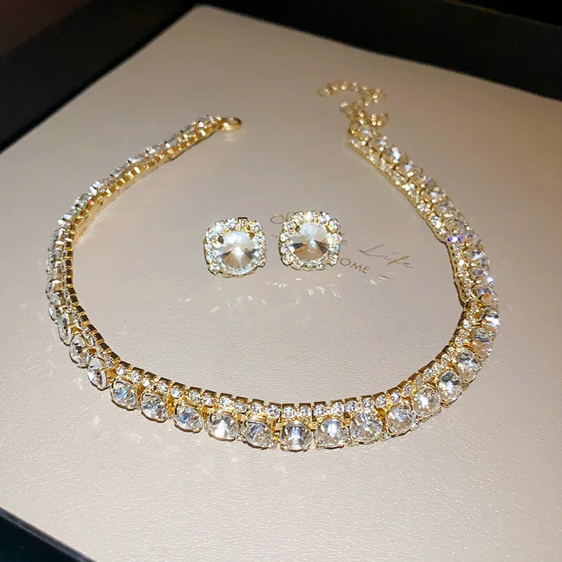 Green Necklace & Stud Earrings -