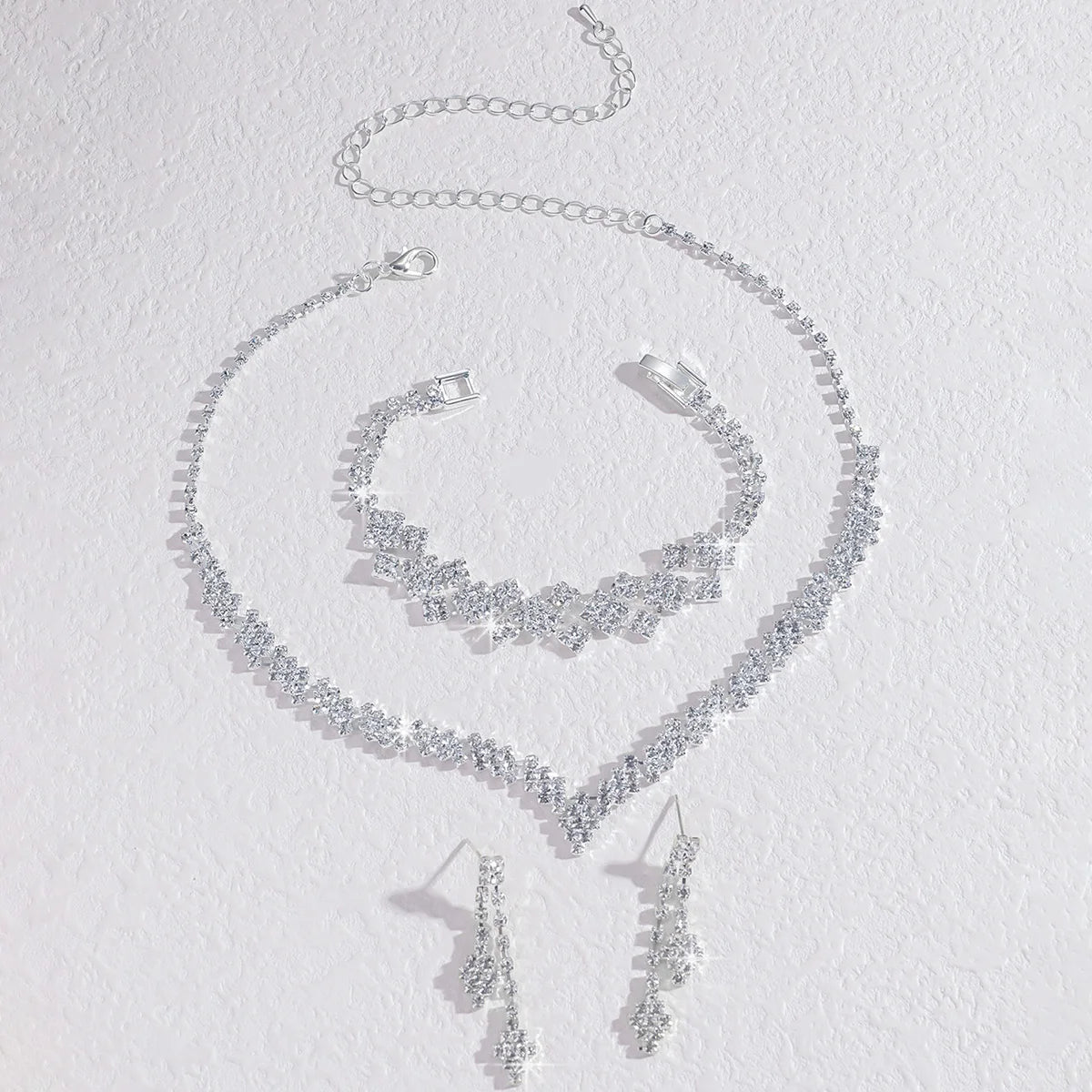 silver rhinestone l earrings & necklace -