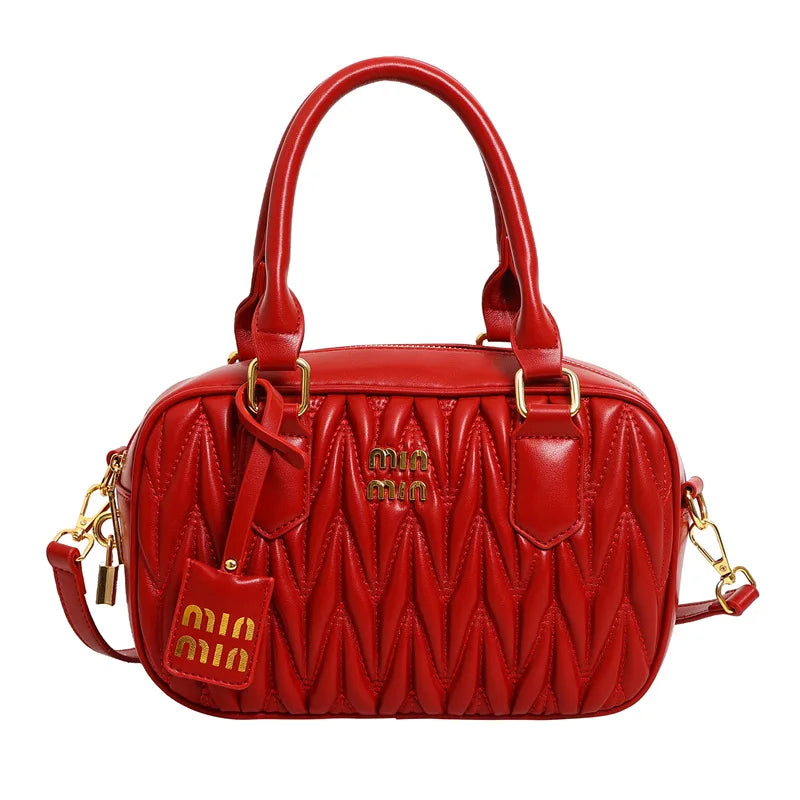 Stay stylish and organized with this new women's small square bag. With a versatile design that allows for multiple carrying options, this crossbody tote is perfect for daily use, providing both fashion and functionality in one chic accessory. -