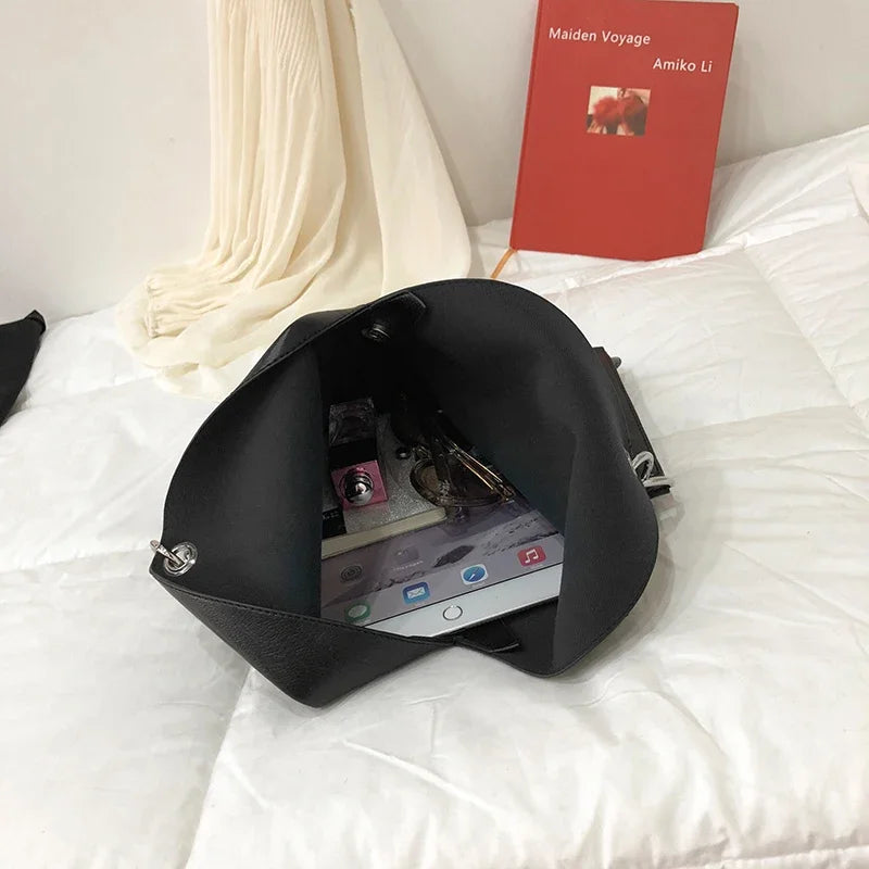 Make a statement with these luxurious fashion leather handbags for women. These handbags exude elegance and style, perfect for adding a touch of sophistication to any outfit! -