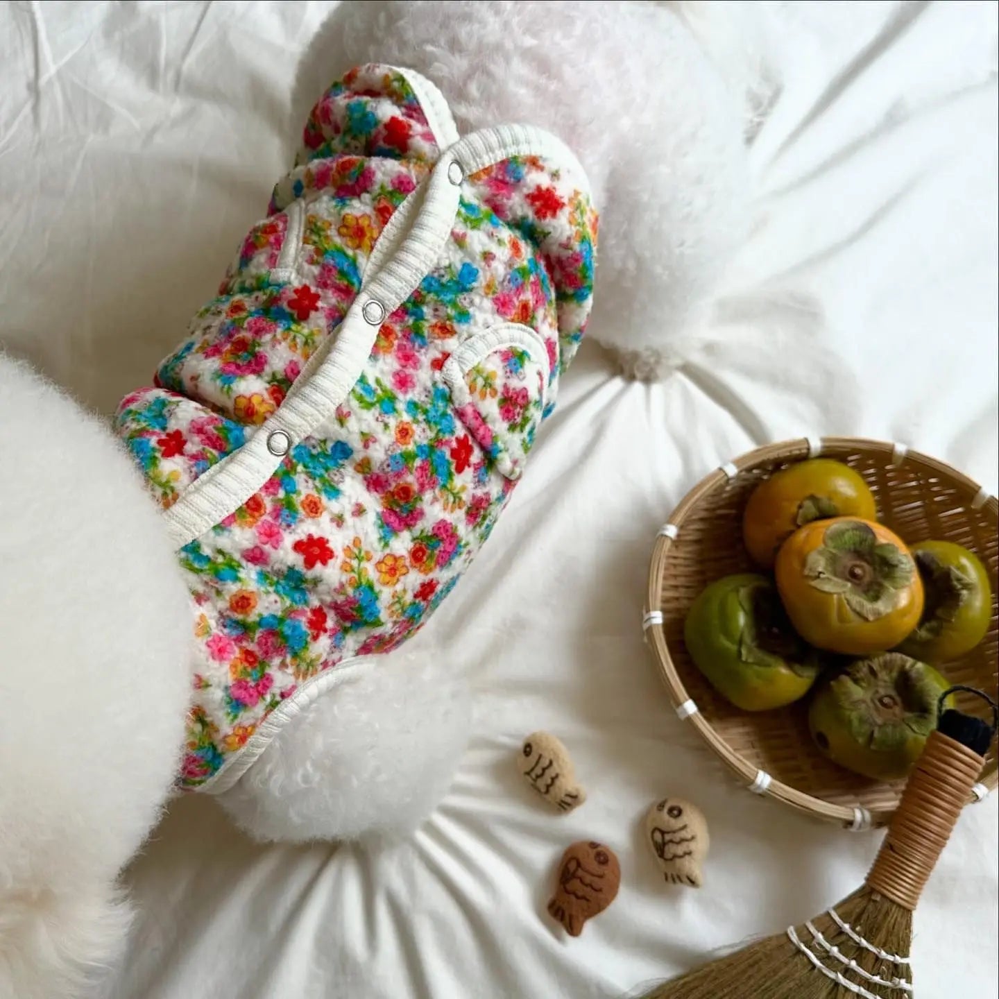 Dress your pet in this classic shabby flower cotton outfit—a stylish and comfortable choice for your beloved furry friend! -