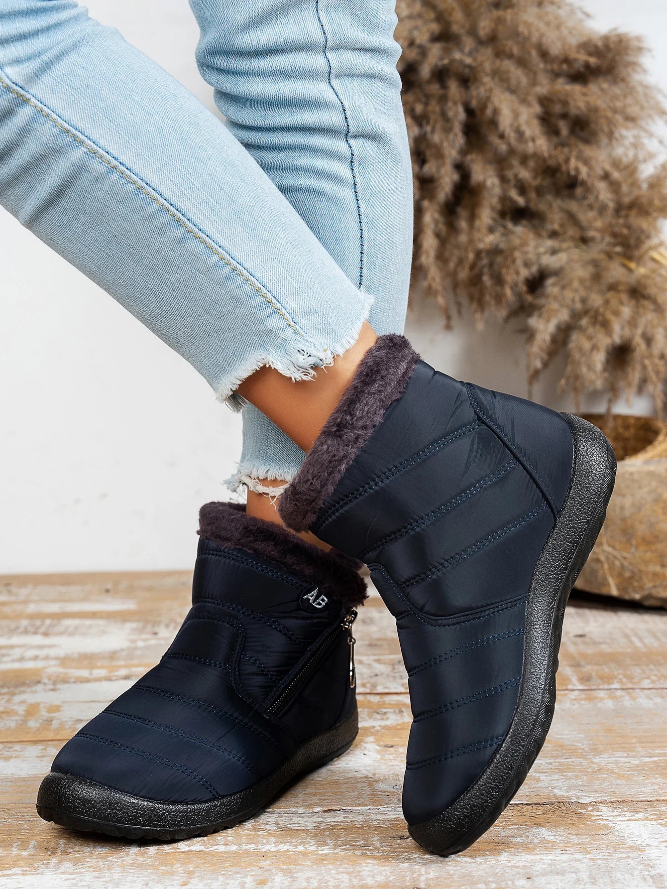 Women's casual sports shoes, mid-calf thick plush waterproof cotton boots, outer zipper cotton boots -