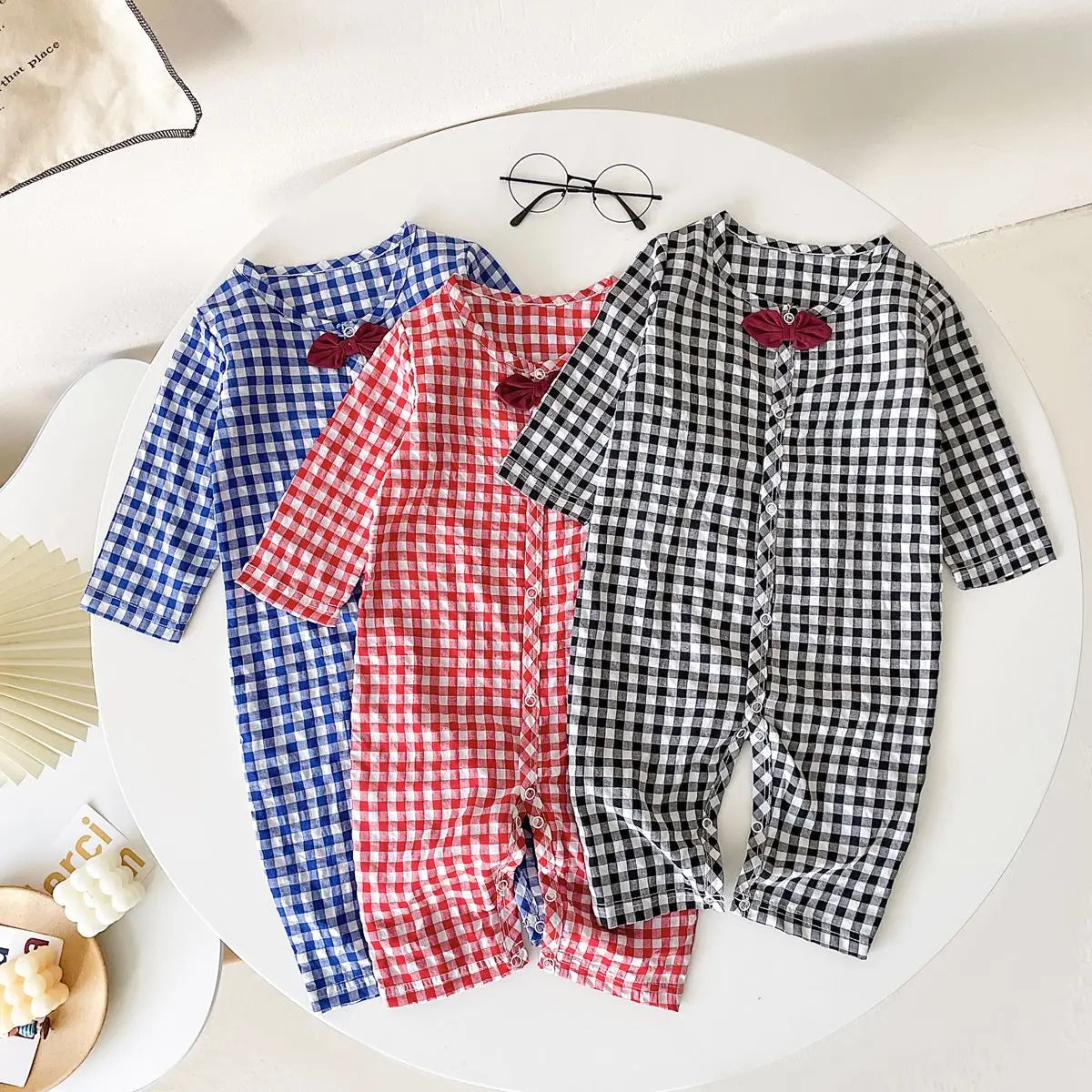 Keep your baby boy comfy and stylish with these cotton long sleeve rompers—perfect for toddlers aged 0-1 year! -