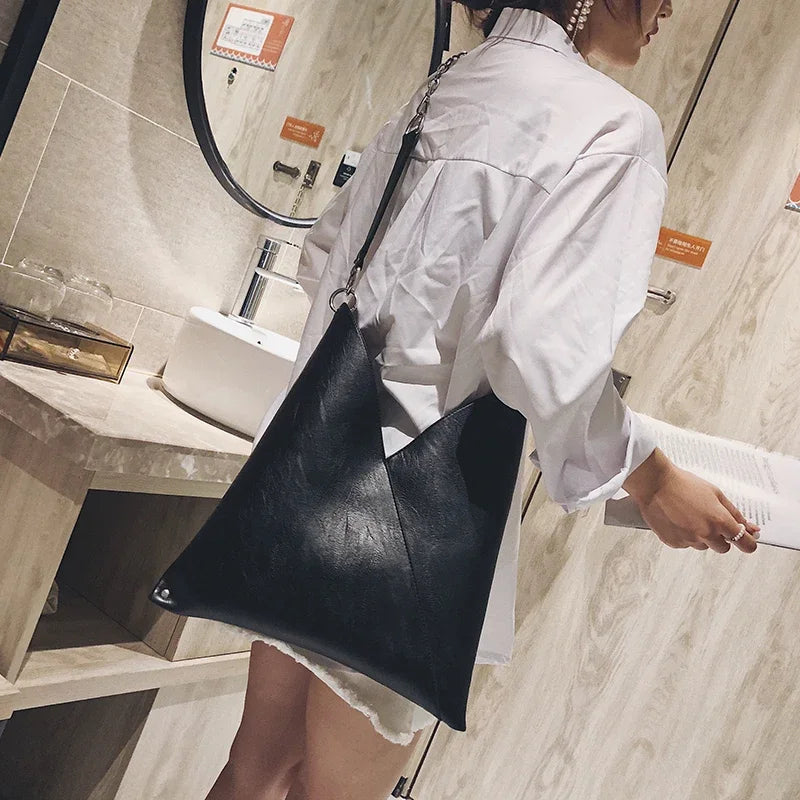Make a statement with these luxurious fashion leather handbags for women. These handbags exude elegance and style, perfect for adding a touch of sophistication to any outfit! -