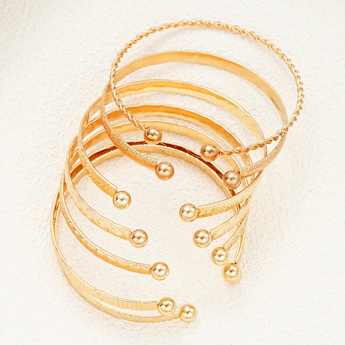 7 Pcs/Set Punk Gold Color Bracelets for Women Streetwear Goth Heart Prints Metal Design Open Bangle Fashion Jewelry Gifts 2024 -