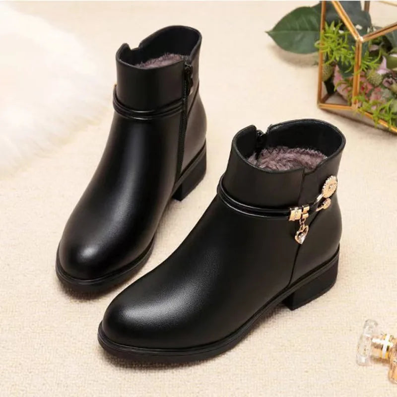 Winter Boots Women's Waterproof Warm Leather Mother Cotton Boots Fashion Black Mid heel Plush Snow Boots Soft Sole Short Boot -
