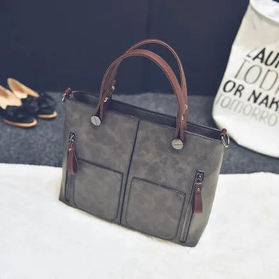 Make a statement with these luxurious handbags for women, crafted from leather and designed to be worn as shoulder bags. Elevate your style with these sac de luxe femme accessories, perfect for a chic and sophisticated look! -