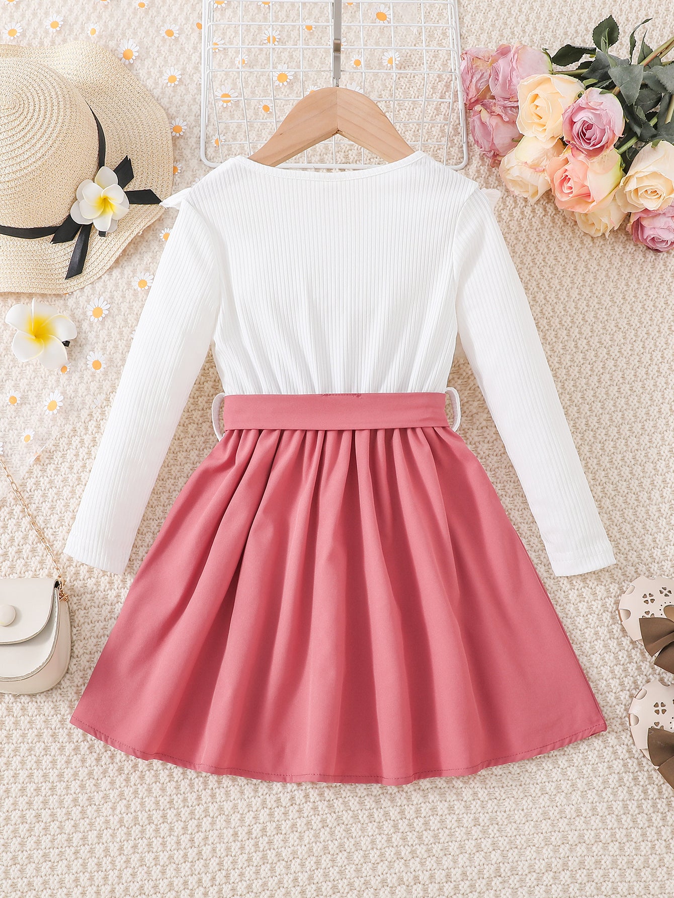 Girls' Floral Print Long Sleeve Dress with Belt - Knee-Length Round Neck Casual Outfit, Pink & White V-Neck Design for Spring & Fall, Dresses for Girls, Seasonal Fashion, Vneck Dress, Nontransparent Fabric -