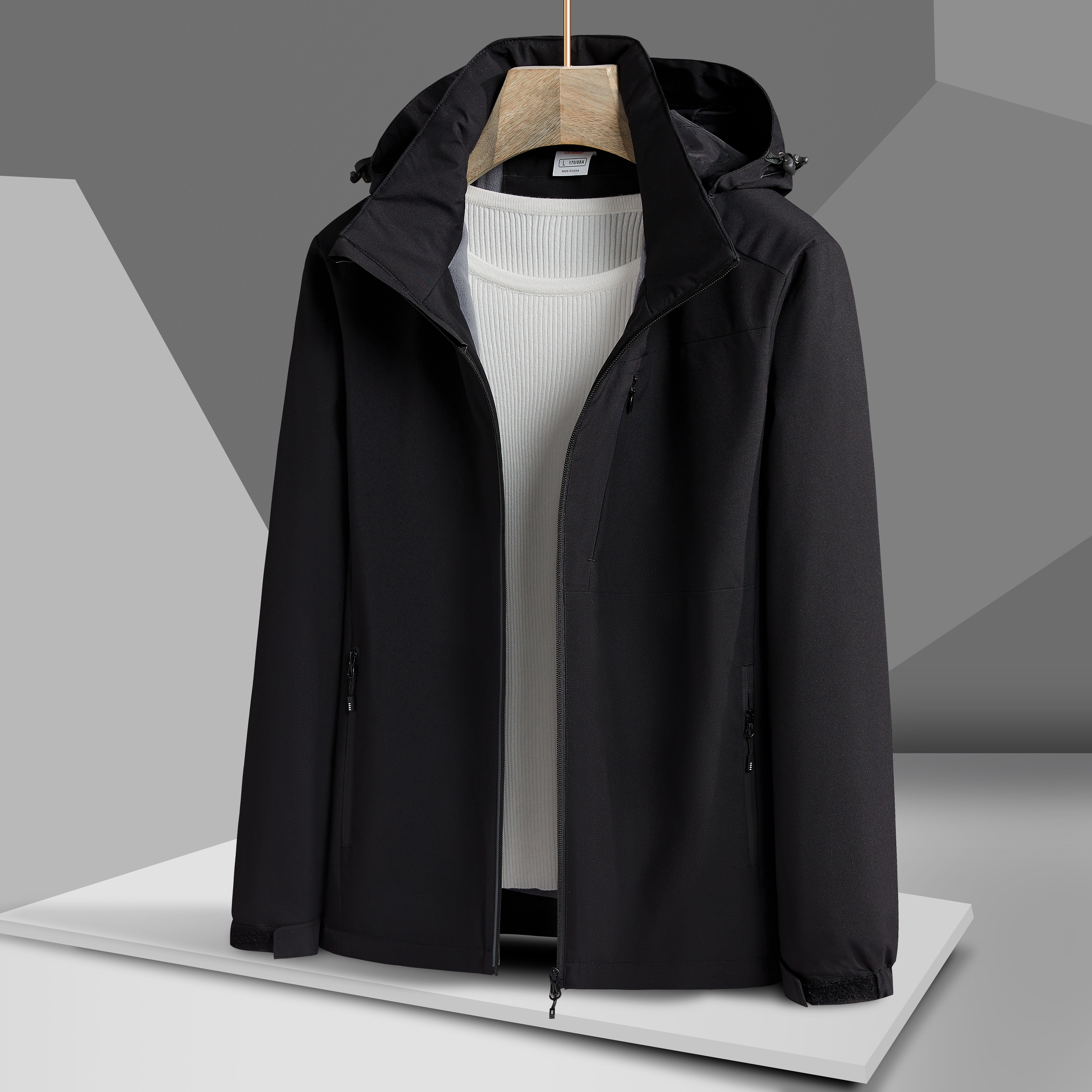 Women's Autumn and Winter Outdoor Sports Casual Warm Fleece Lined Windproof Stand Collar Jacket -