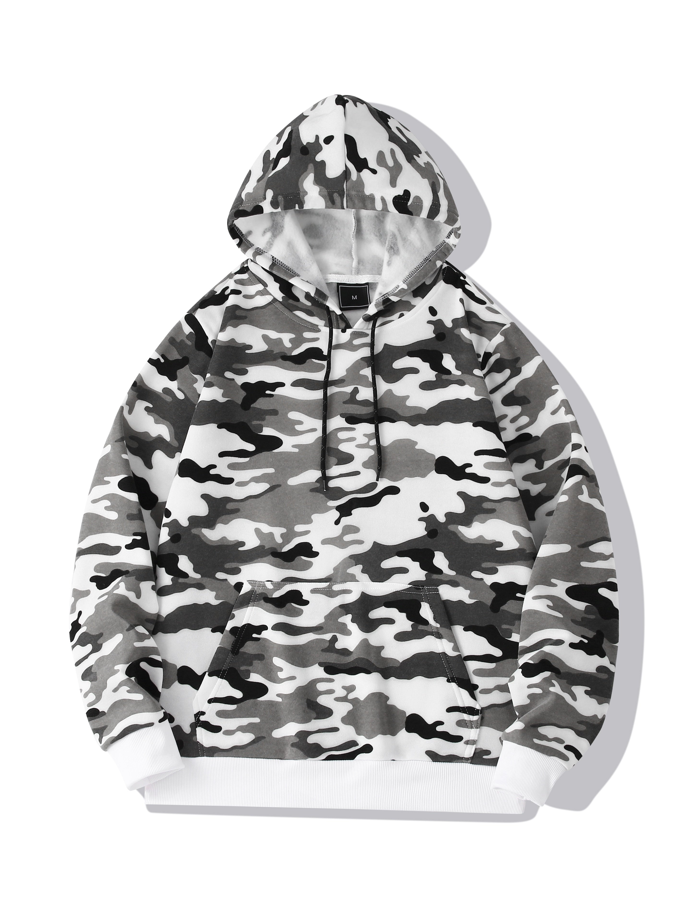 Stay cozy and cool in this hooded men's camouflage loose pullover fleece! -