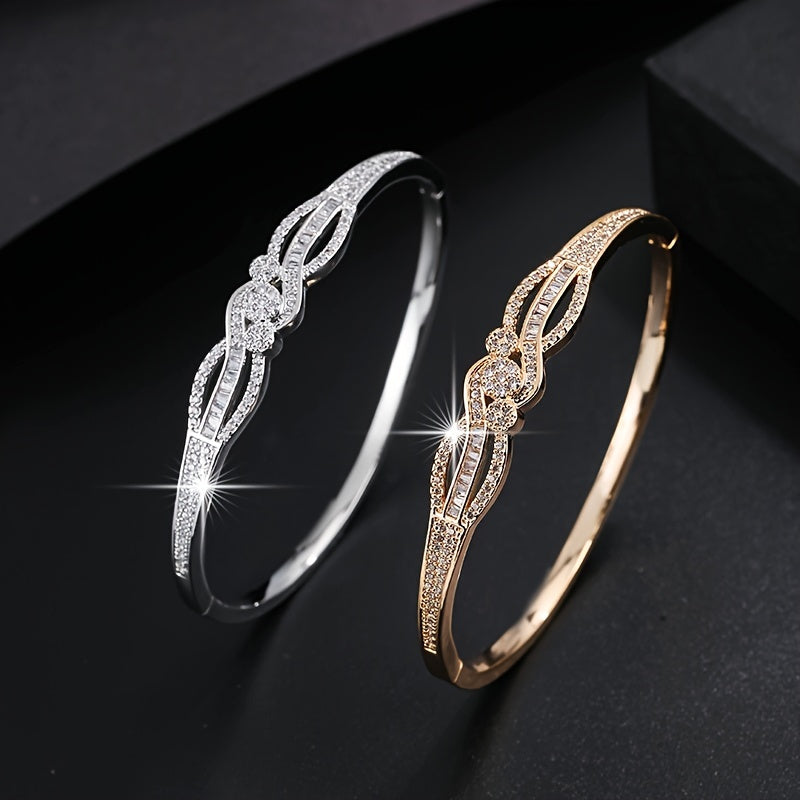 Women's Elegant Golden-Tone Bracelet - Interlocking Loop Design with Sparkling Accent Stones, Everyday & Party Jewelry for Formal Casual Outfits - Year-Round Luxury Accessory, Synthetic Zirconia Stone Embellishments, Highend -