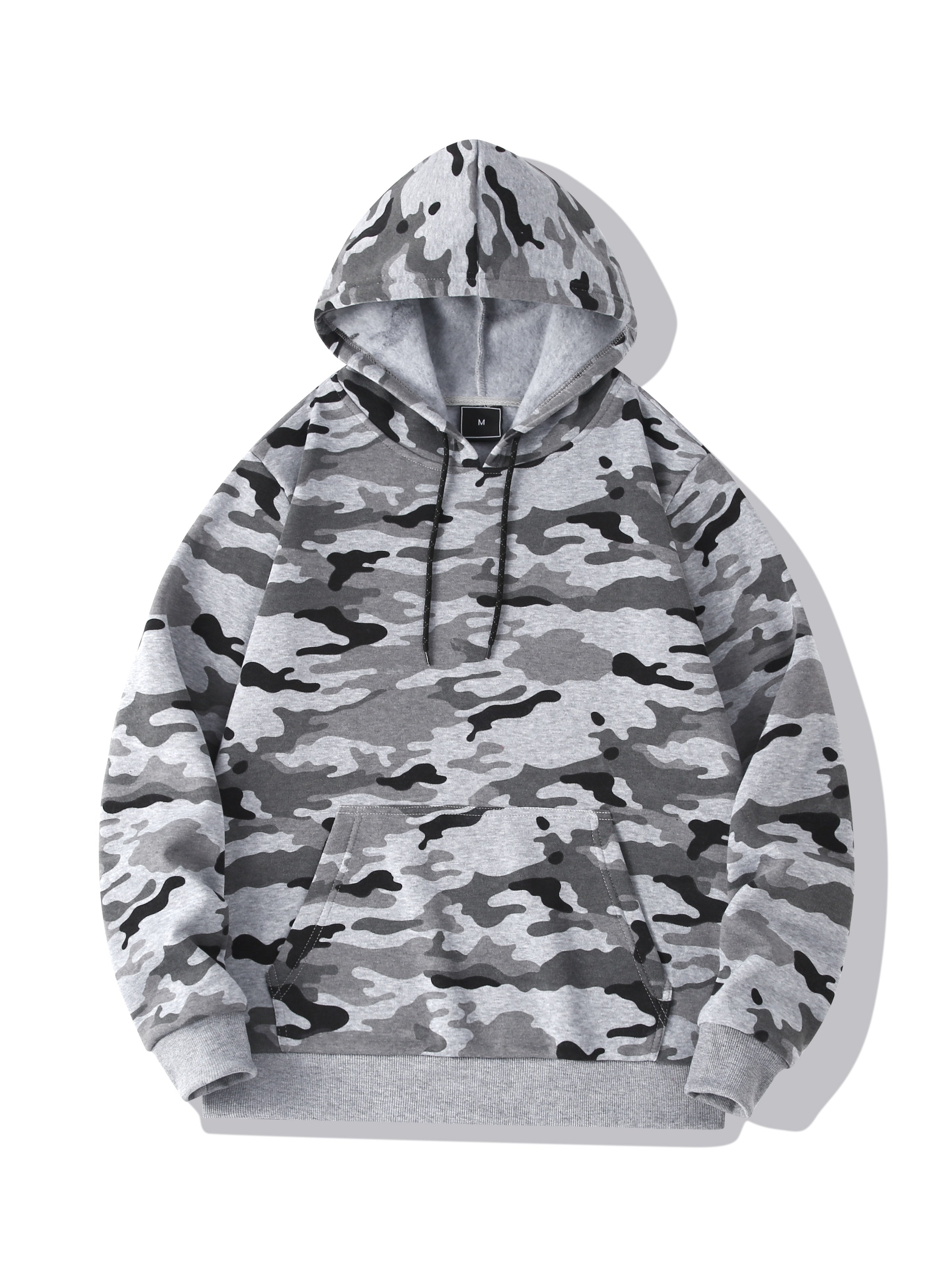 Stay cozy and cool in this hooded men's camouflage loose pullover fleece! -