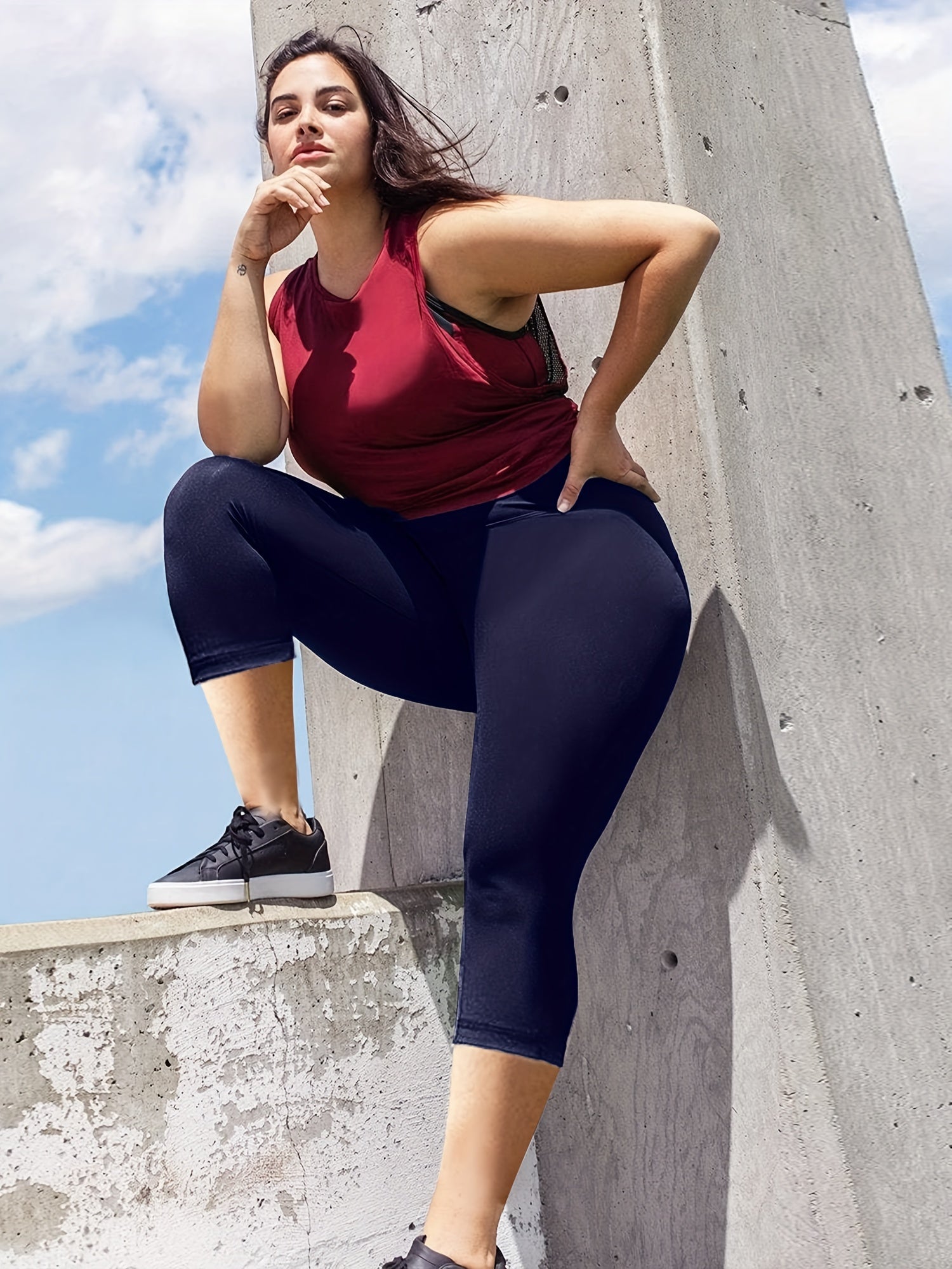 Women'S Plus Size Capri Leggings, High Waist Tummy Control, 4X Stretch, Pocket Detail, Solid Black, Knit Fabric, Polyester 92%, Spandex 8%, 210g/m², All Season Skinny Yoga Pants -