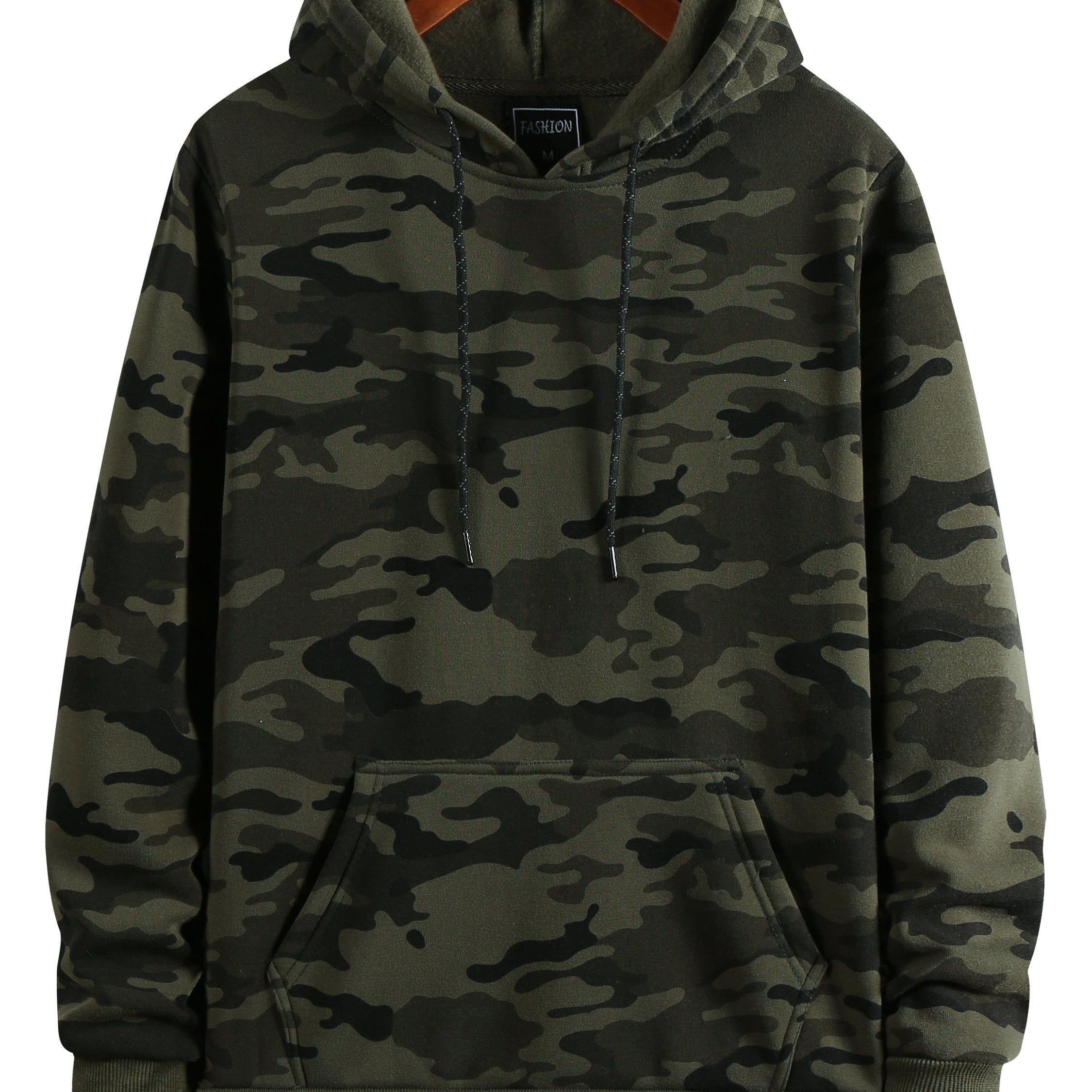 Stay cozy and cool in this hooded men's camouflage loose pullover fleece! -
