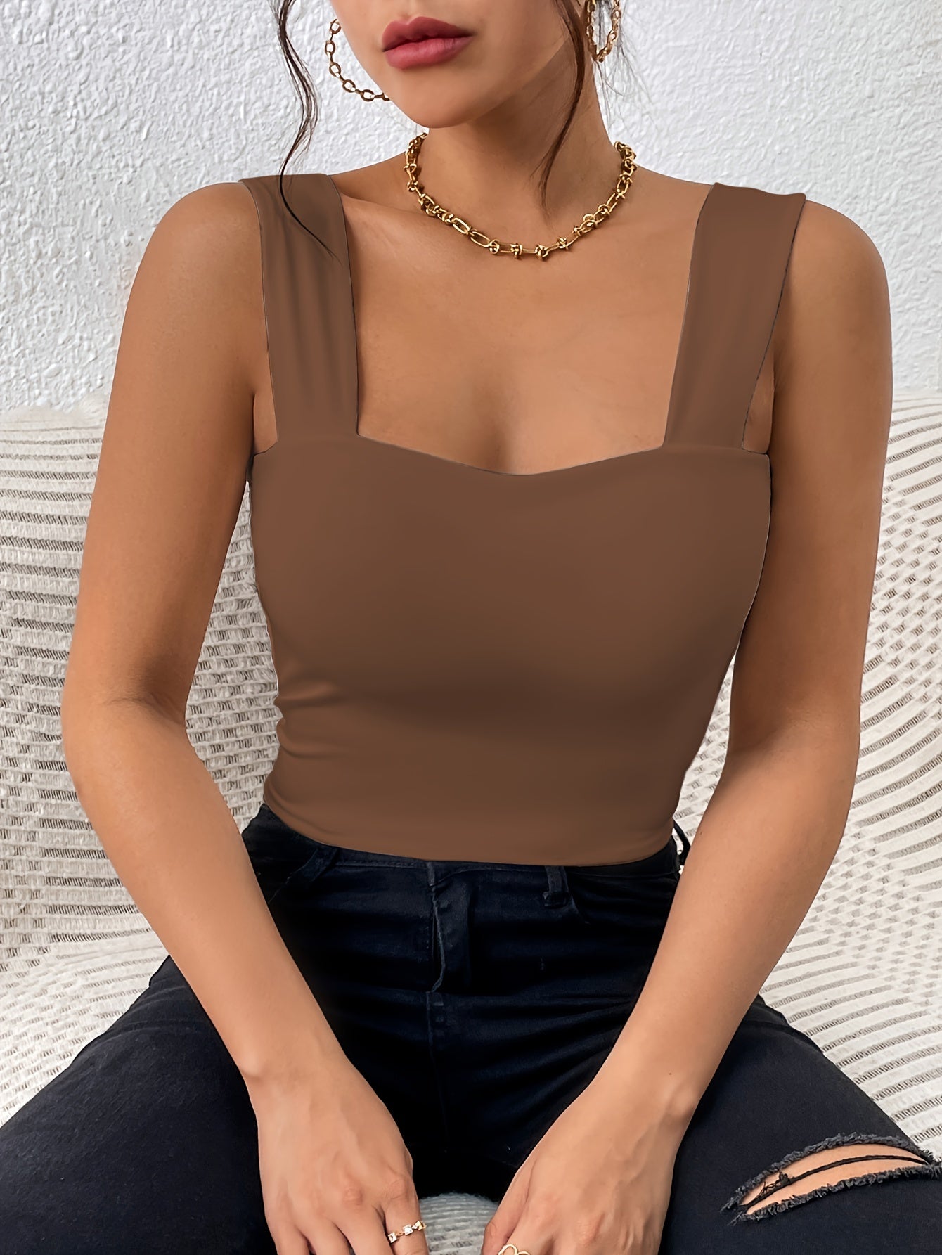 Stretchy Women's Crop Tank Top - Casual Everyday Essential - Soft, Breathable, Sleeveless, Solid Color, Comfortable, Relaxed Fit, Women's Clothing -