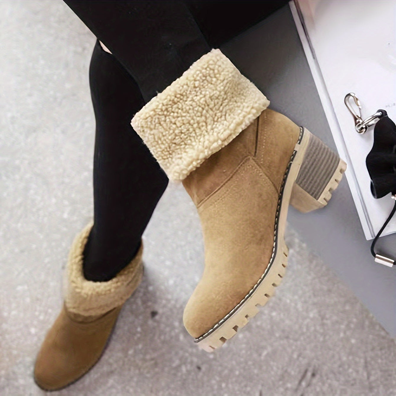 Step into cozy luxury with these warm faux fur-lined women's boots! -