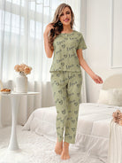 Women's casual pajamas Stay comfy and relaxed with these women's casual home clothes—perfect for lounging in style! -
