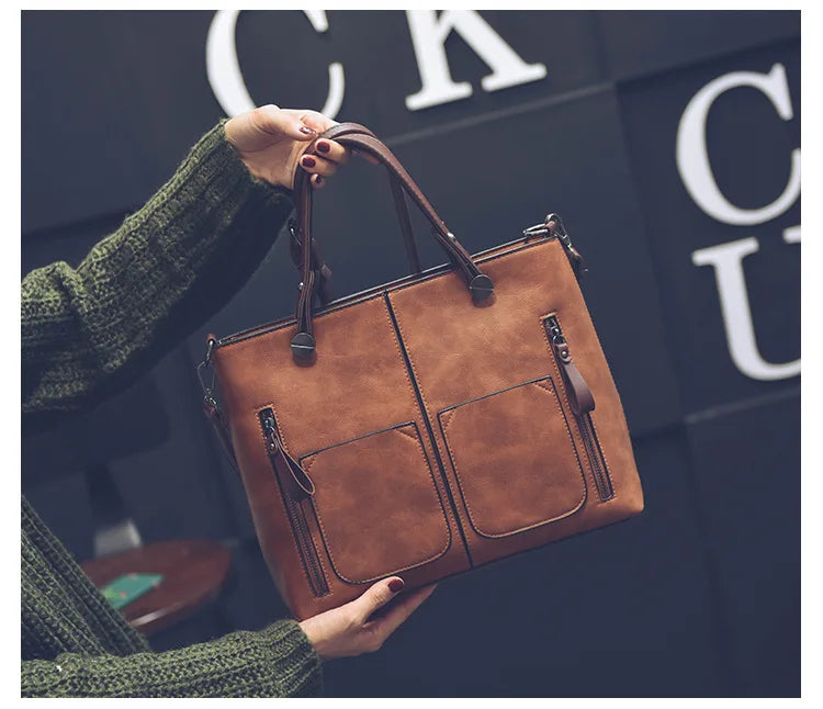 Make a statement with these luxurious handbags for women, crafted from leather and designed to be worn as shoulder bags. Elevate your style with these sac de luxe femme accessories, perfect for a chic and sophisticated look! -