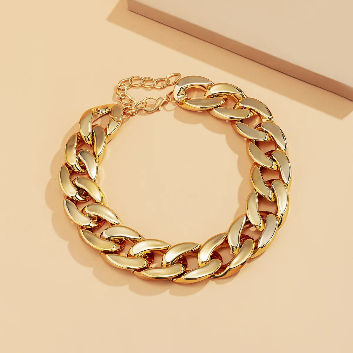 Simple Exaggerated Necklace -