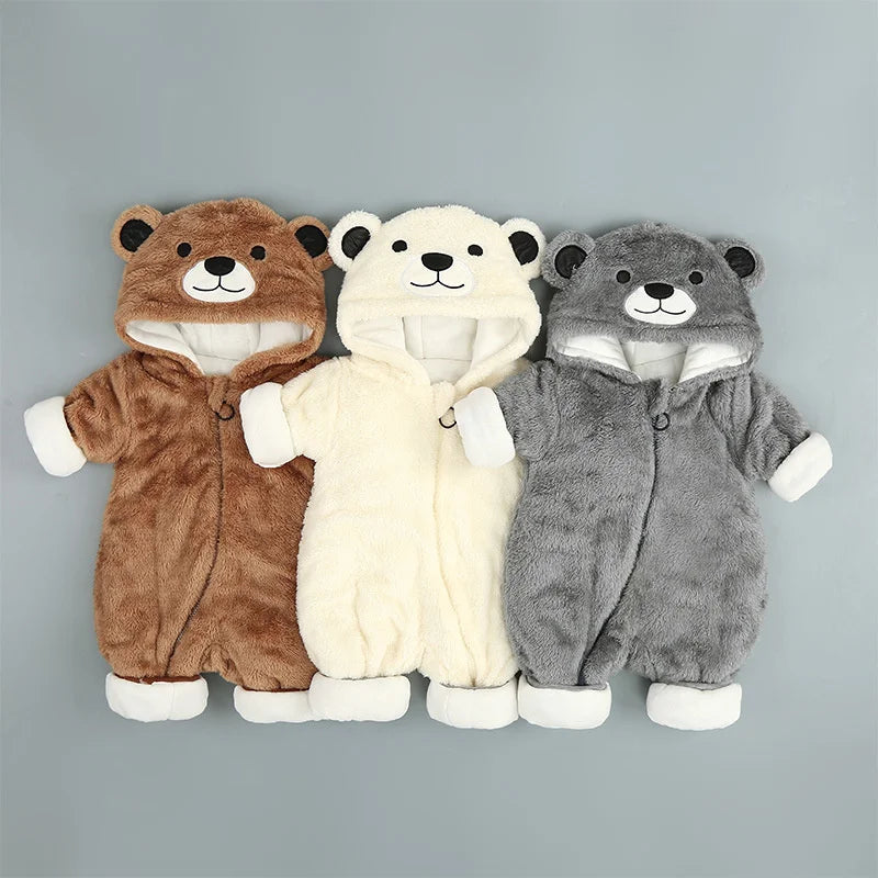 Keep your newborn cozy and stylish with these long sleeve hoodies—perfect for both baby boys and girls! -