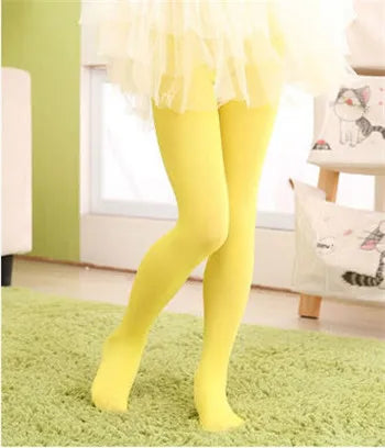 Help your little dancer shine on stage with these ballet dance pantyhose for children—designed for comfort and flexibility for their performances. -