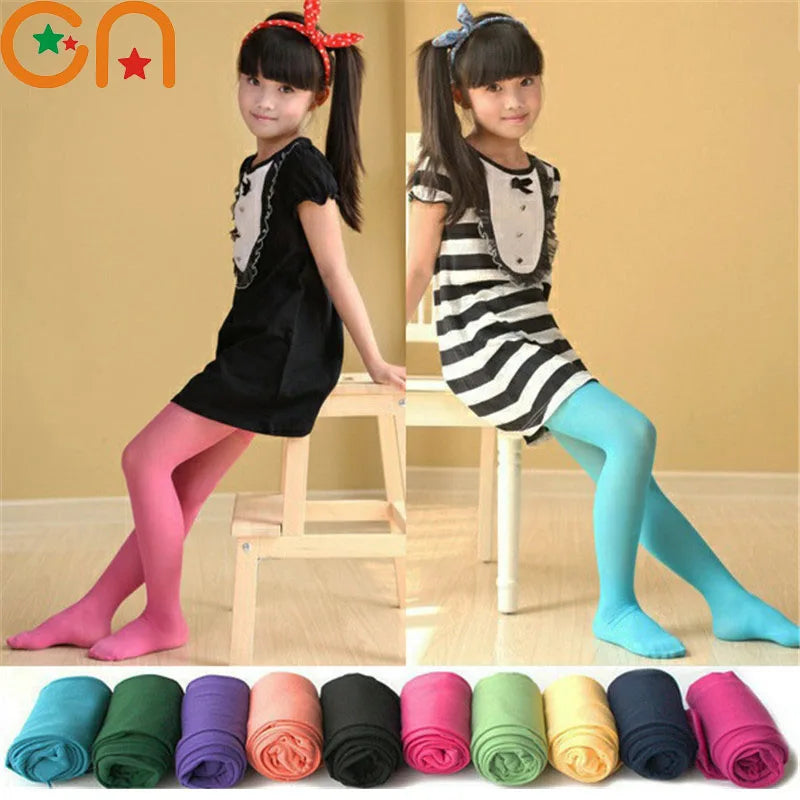 Help your little dancer shine on stage with these ballet dance pantyhose for children—designed for comfort and flexibility for their performances. -