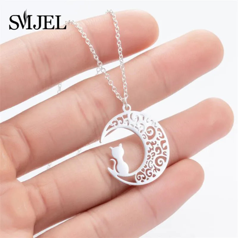 Simple Long Necklace with Arrow Pendant -