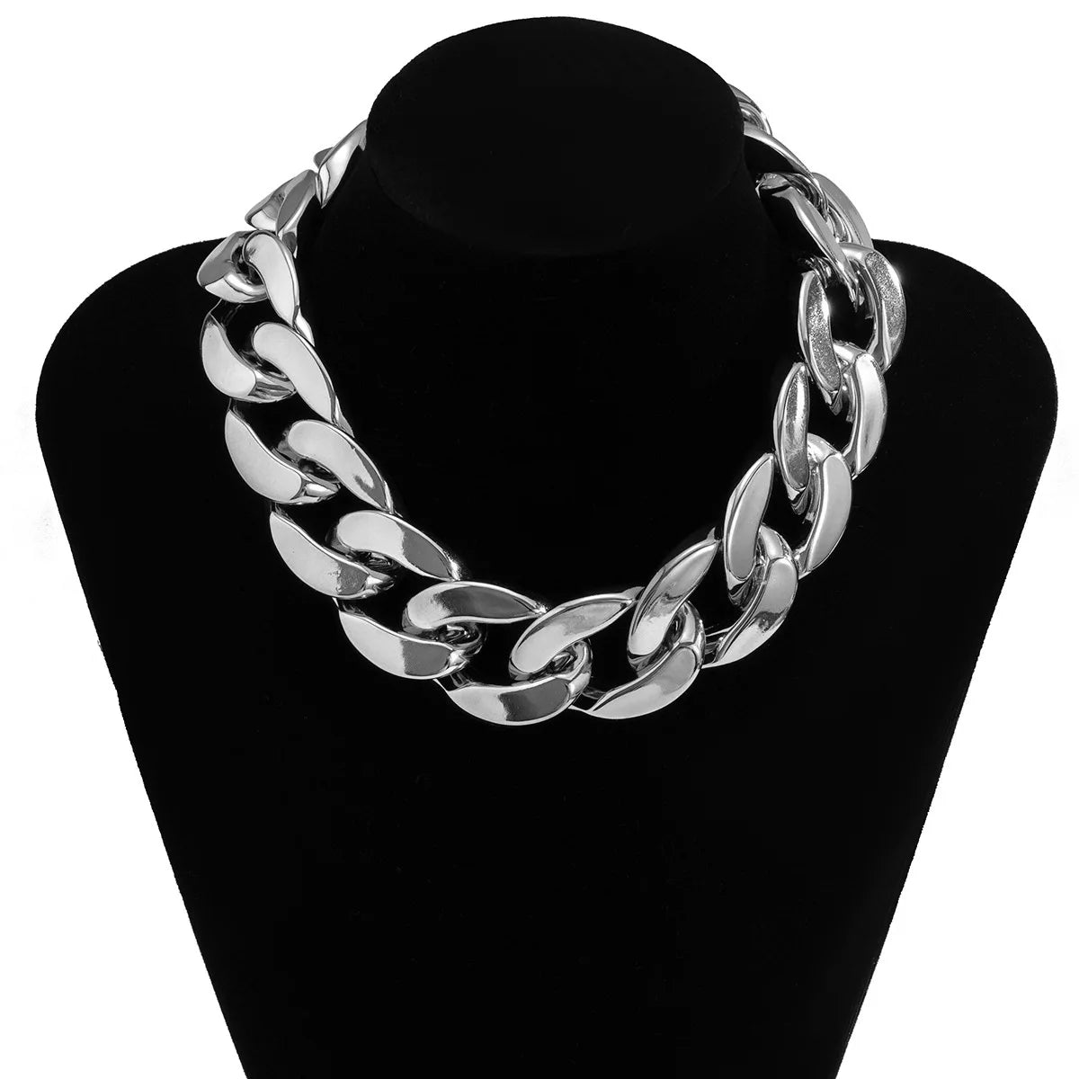 Simple Exaggerated Necklace -