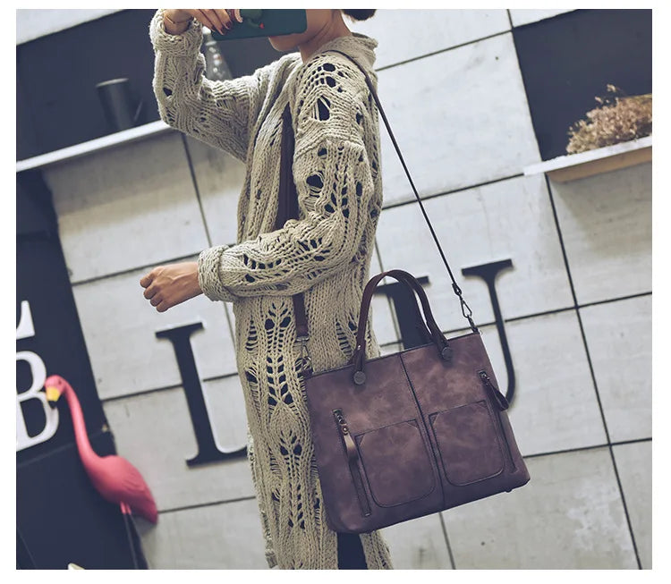 Make a statement with these luxurious handbags for women, crafted from leather and designed to be worn as shoulder bags. Elevate your style with these sac de luxe femme accessories, perfect for a chic and sophisticated look! -