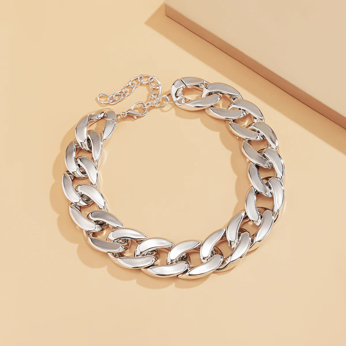 Simple Exaggerated Necklace -