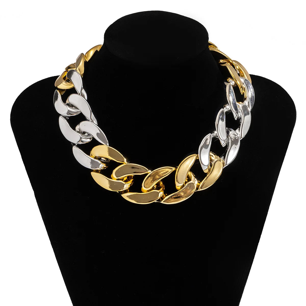 Simple Exaggerated Necklace -