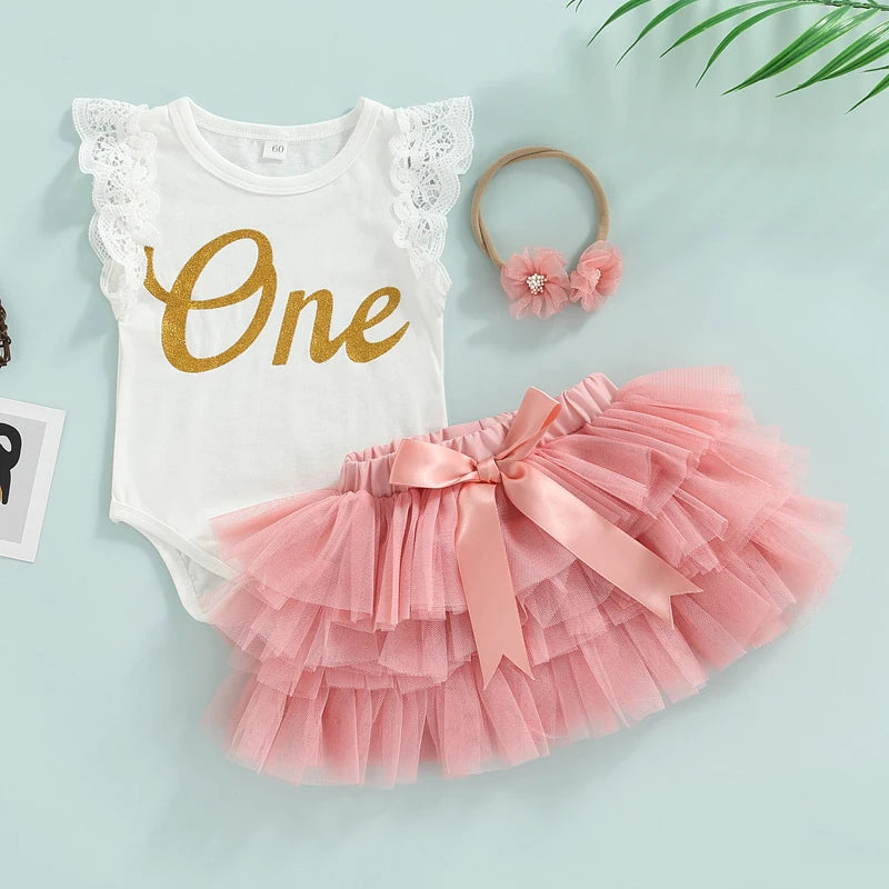 Dress your little princess in style with this 3-piece casual outfit set—comfortable and adorable for everyday wear! -
