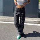 Rock a retro vibe with these women’s wide-leg baggy jeans—vintage style meets comfy cool! -