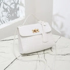 This set of women's bags combines both style and functionality with a blend of elegant messenger and handbag designs. Perfect for carrying your essentials stylishly and efficiently, this set offers the best of both worlds in one chic collection. -