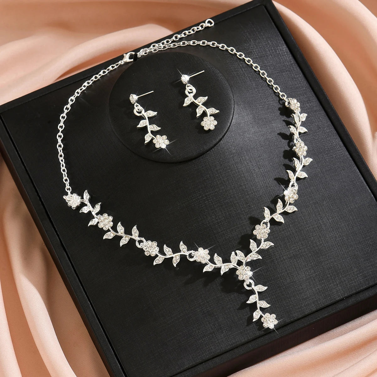 3PC Flower Necklace Earrings Jewelry Set -