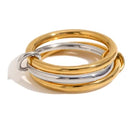 A Niche Two-Color Four-Ring -