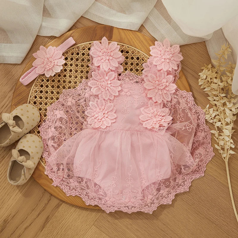 Dress your little one to impress with this adorable party romper for baby girls—perfect for special occasions and celebrations! -