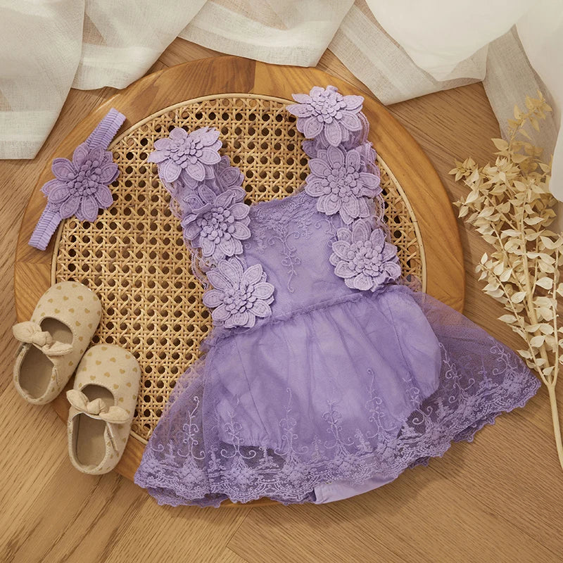 Dress your little one to impress with this adorable party romper for baby girls—perfect for special occasions and celebrations! -